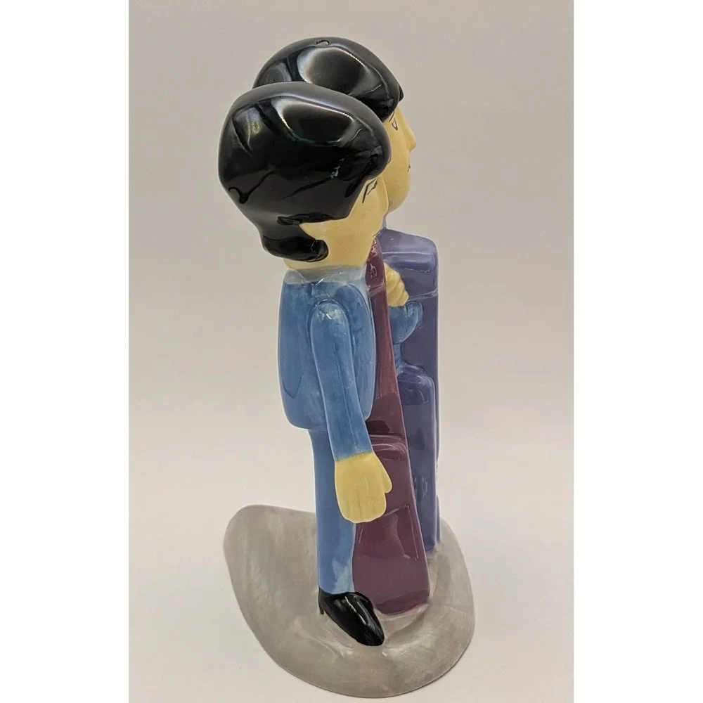 The Beatles Animated 2004 Vandor Apple Salt & Pepper Shakers NEW In Box‎